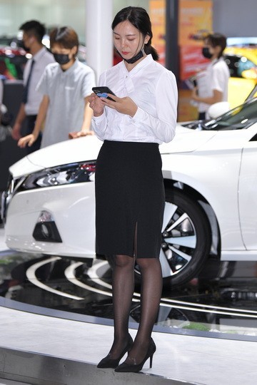 jx851车展白衣黑裙黑丝销售21-07-20-51P