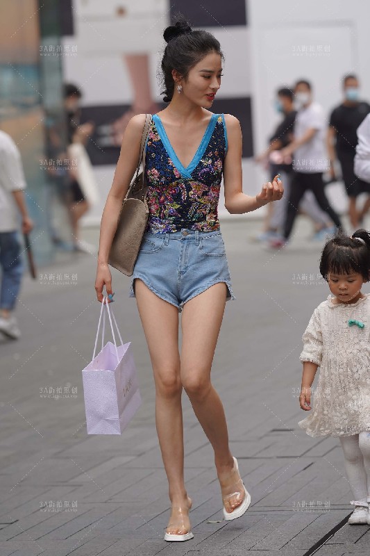 jx1677[成都街拍].220508-24 188p