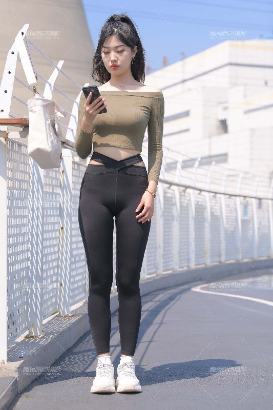 105221qazslgmyg5a080ao.jpg