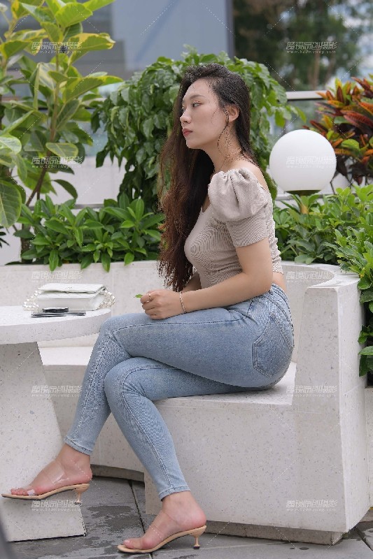 131556x2ulf85rxkdie28d.jpg